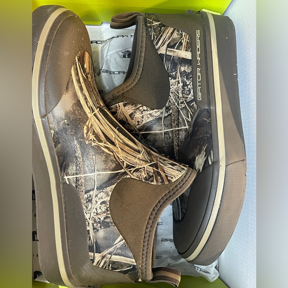 Gator Waders Camp Boots - Women’s size 9